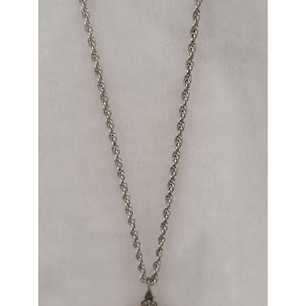 Vintage 1928 Signed Silvertone Cross and Rhinestones On 18” Chain - Picture 4 of 7